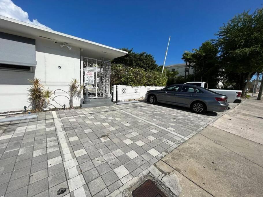 Awesome Studio 15 Min From The Beach Apartment Miami Exterior photo